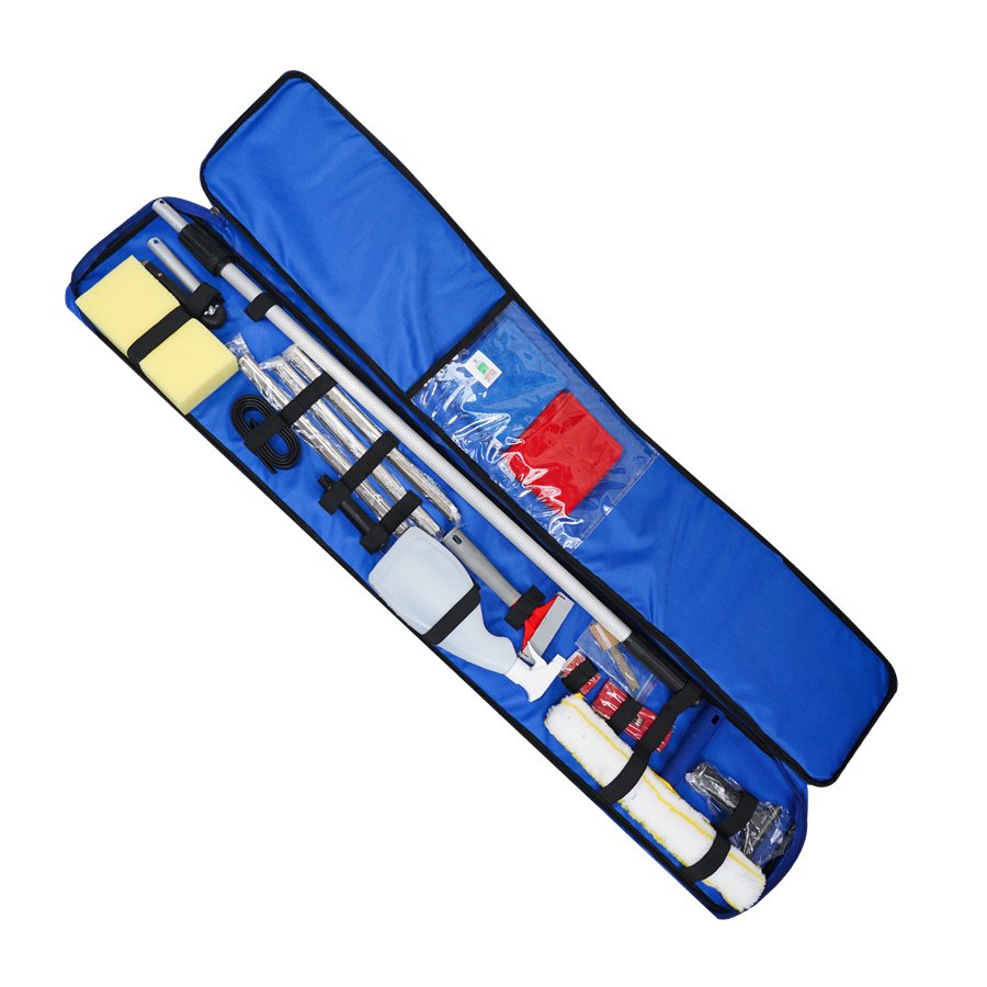 GLASS CLEANING KIT WITH BAG HUGO